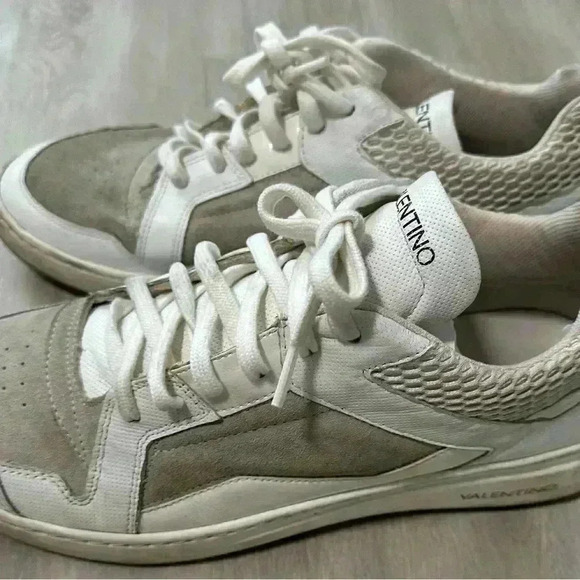 Valentino By Mario Valentino Donald Leather & Suede Sneaker, White size 12 - Picture 3 of 6